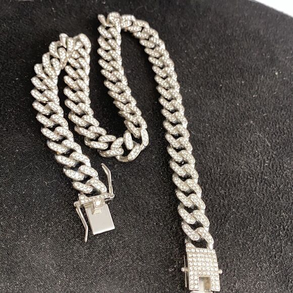 17” x .5” CZ silver chain necklace. Diamond double lock clasp - Picture 1 of 9